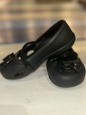 Crocs Black Mary Jane Flats w/Bow Toddler